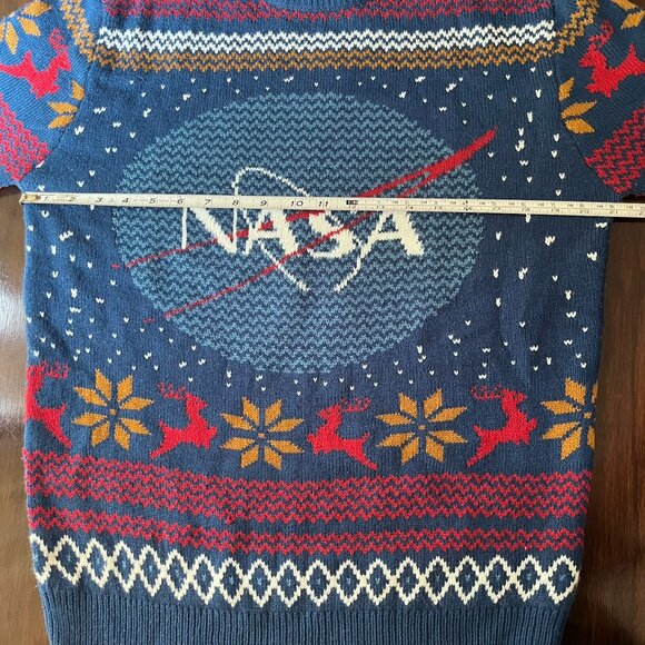 1(love) NASA Ugly Christmas Sweater-Captain! - Picture 4 of 11
